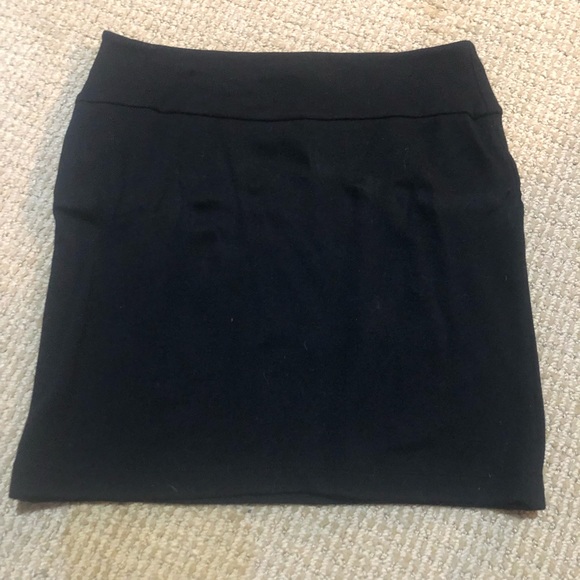 Body con Skirt - Picture 4 of 4